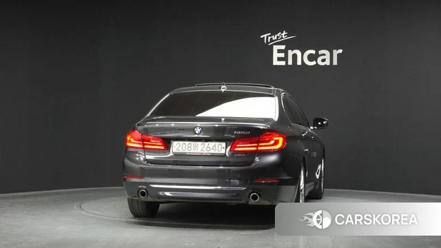 BMW 5 Series (G30) id 4203390 из Кореи 14