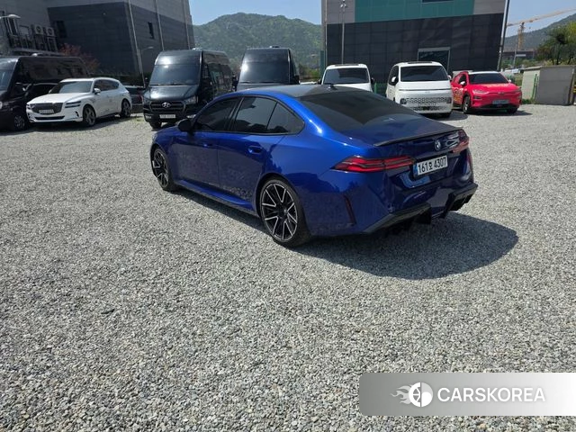 BMW M5 (G90) 2025 Синий из Кореи, фото 5