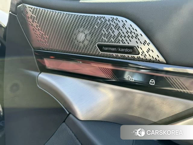 BMW 5 series id 4299543 из Китая 9