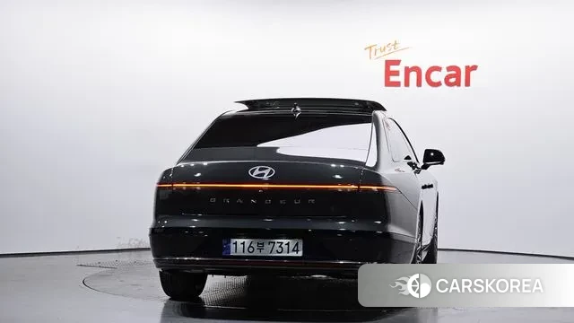 Hyundai Grandeur (GN7) id 3442731 из Кореи 14