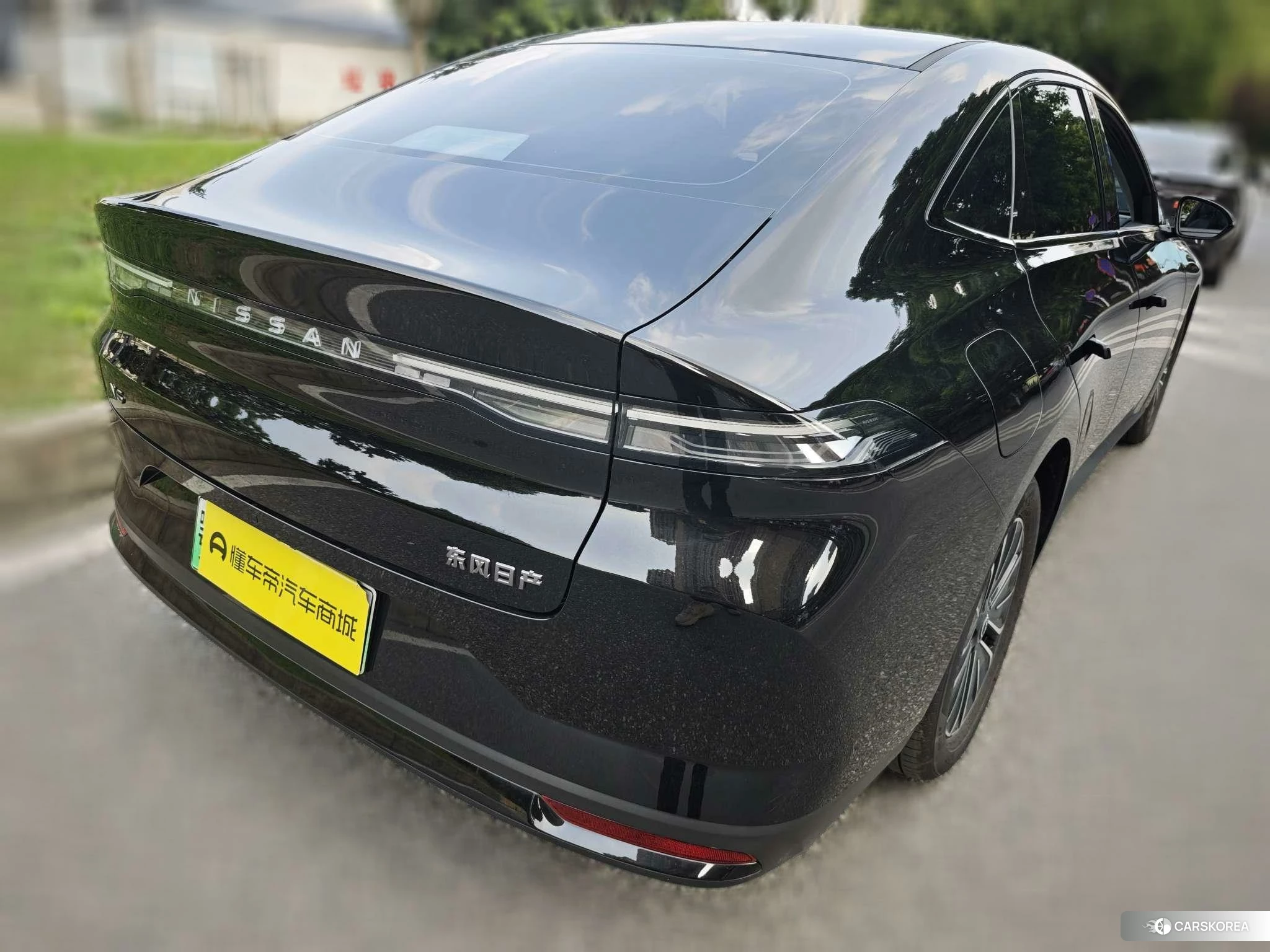 Nissan N6 id 4467778 из Китая 15
