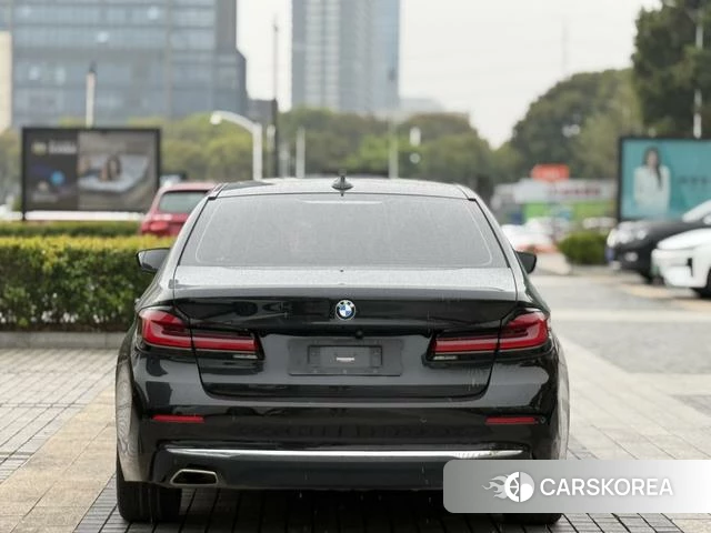 BMW 5 series PHEV id 4241246 из Китая 10