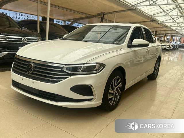 Volkswagen Lavida 2023 Белый из Китая, фото 4