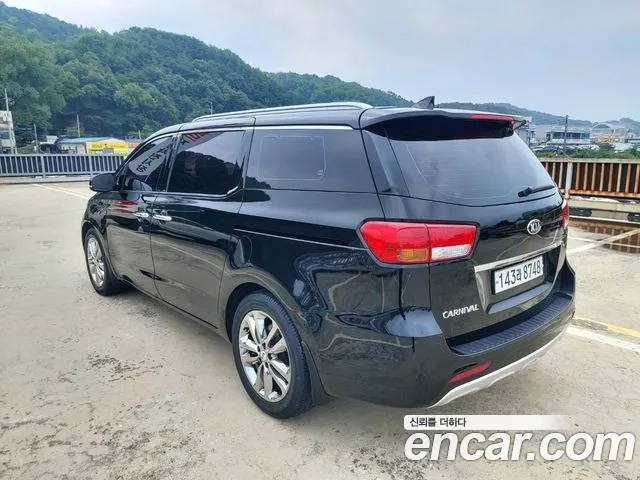 Kia All New Carnival id 2872799 из Кореи 14