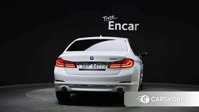 BMW 5 Series (G30) id 3520334 из Кореи 14