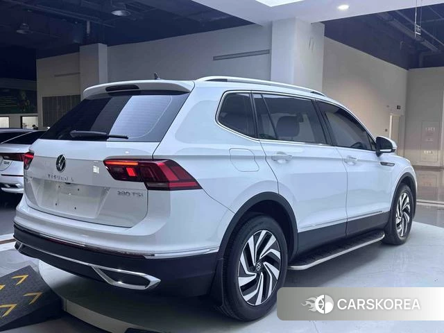 Volkswagen Tiguan L id 4313364 из Китая 17