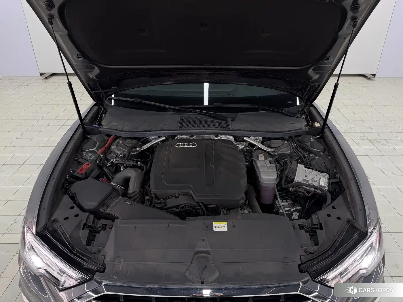 Audi A6L id 4583620 из Китая 13