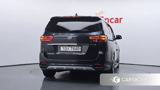 Kia The New Carnival id 3449718 из Кореи 14