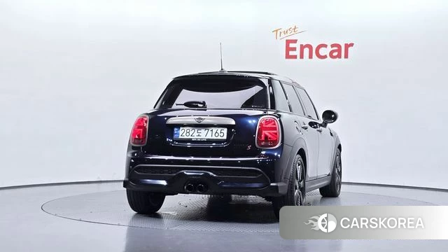 Mini Cooper S id 4768293 из Кореи 25
