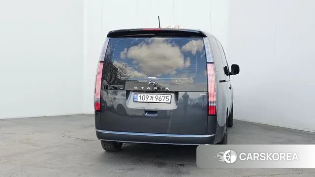 Hyundai Staria id 3726809 из Кореи 14