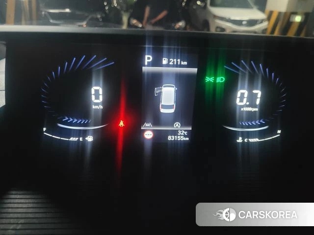 Hyundai Staria 2023 Белый из Кореи, фото 4