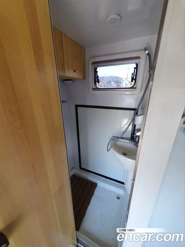 Hyundai The New Grand Starex id 2606124 из Кореи 14