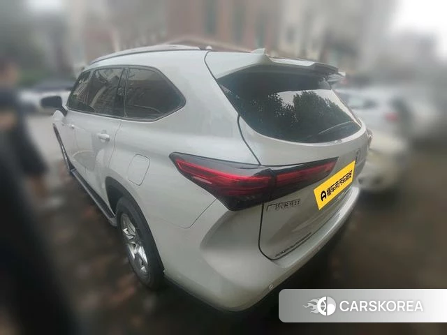 Toyota Highlander 2024 Белый из Китая, фото 4
