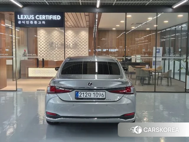 Lexus ES300h 7th generation id 3732352 из Кореи 13