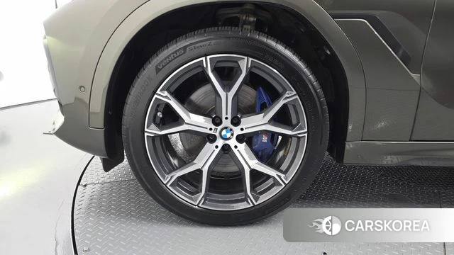 BMW X6 (G06) id 4784644 из Кореи 25