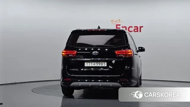 Kia The New Carnival id 3449759 из Кореи 14