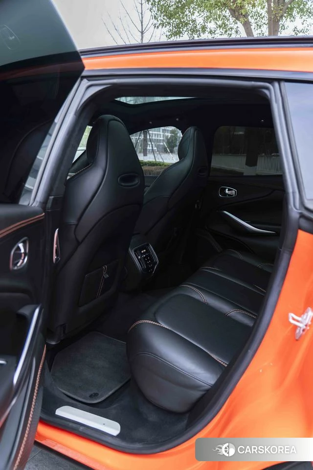 Aston Martin DBX id 4238519 из Китая 13