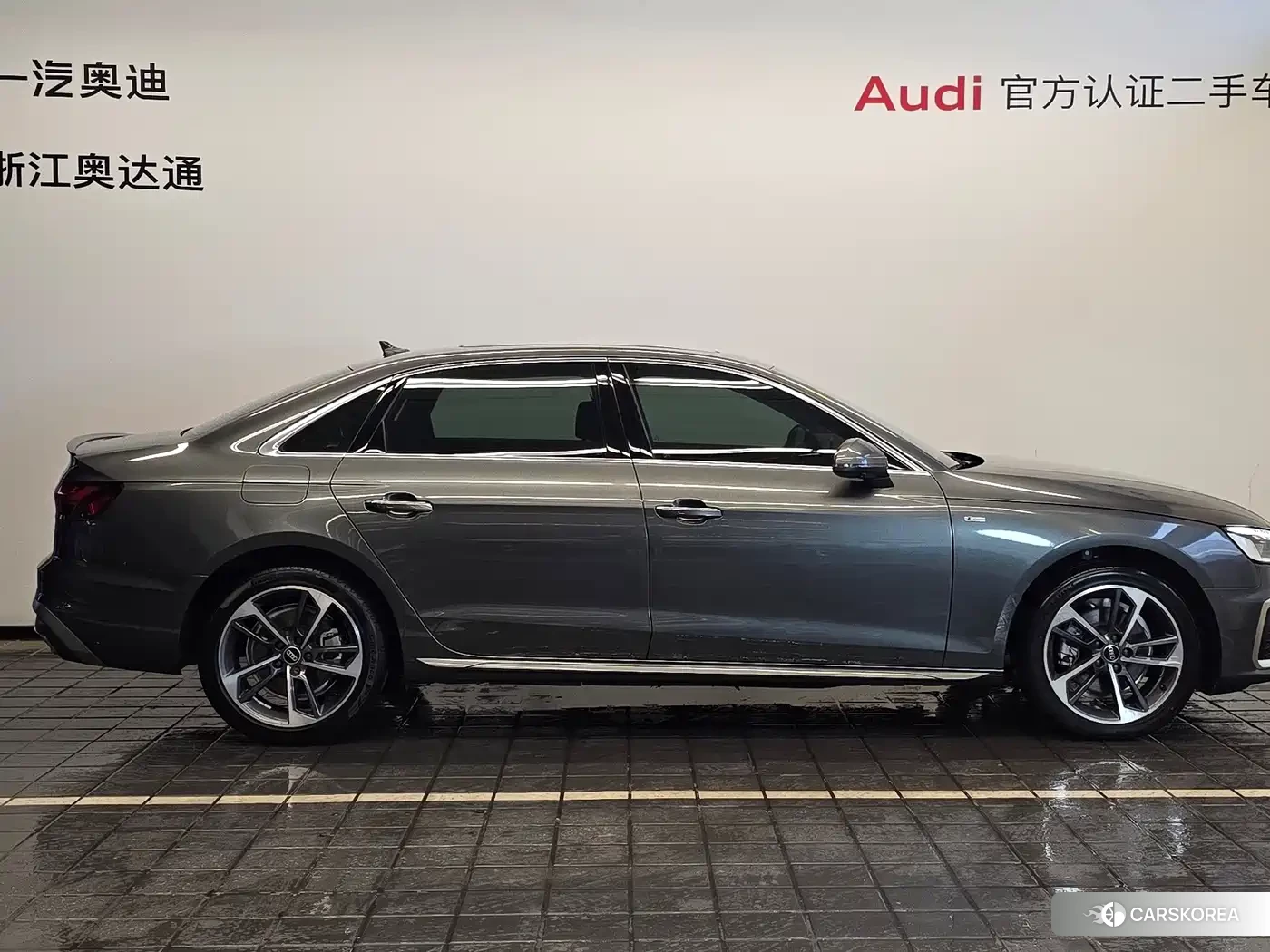 Audi A4L id 4629177 из Китая 10