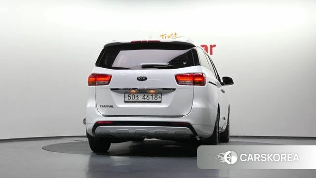 Kia All New Carnival id 4795111 из Кореи 14