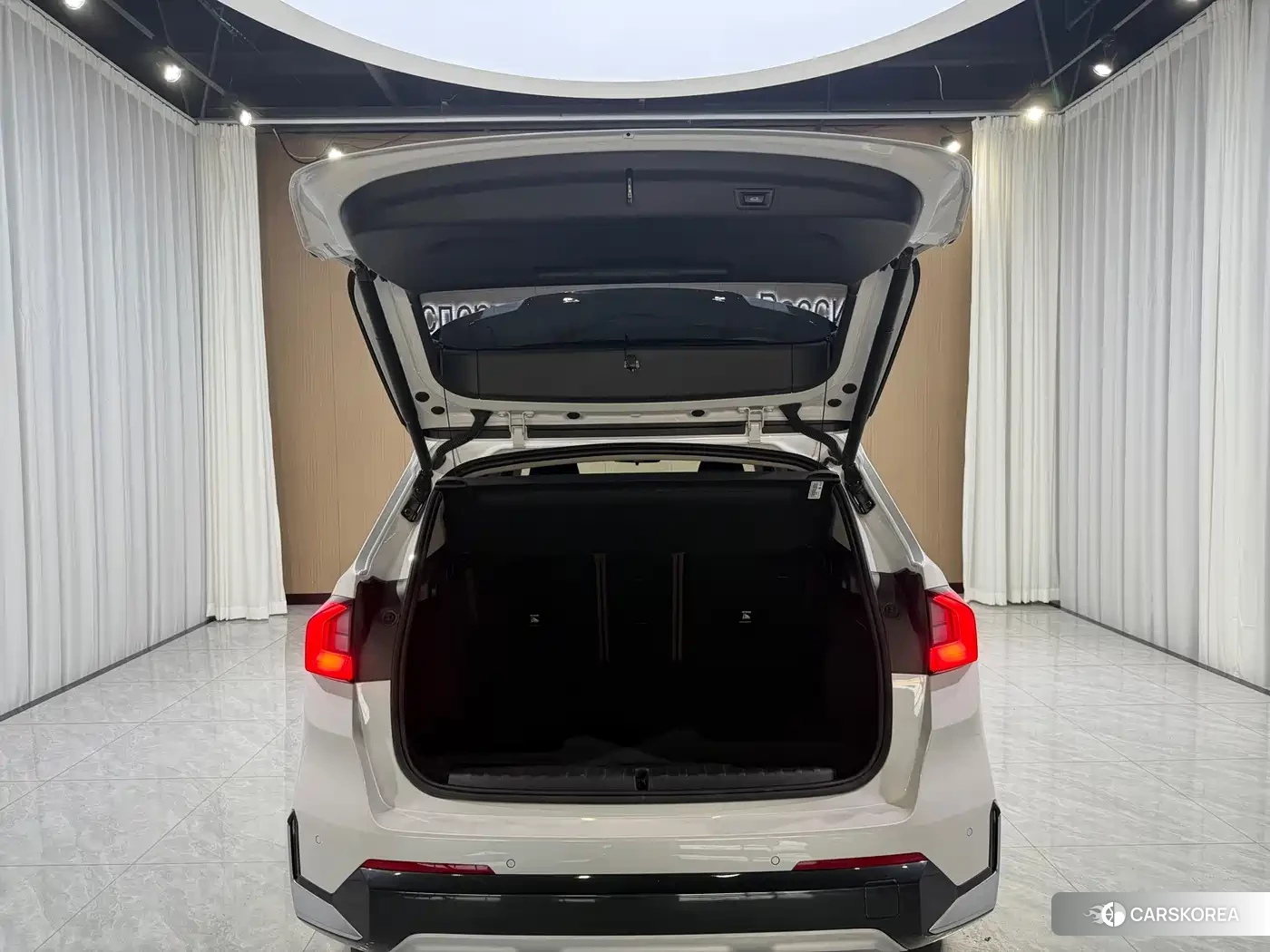 BMW X1 id 4681226 из Китая 12