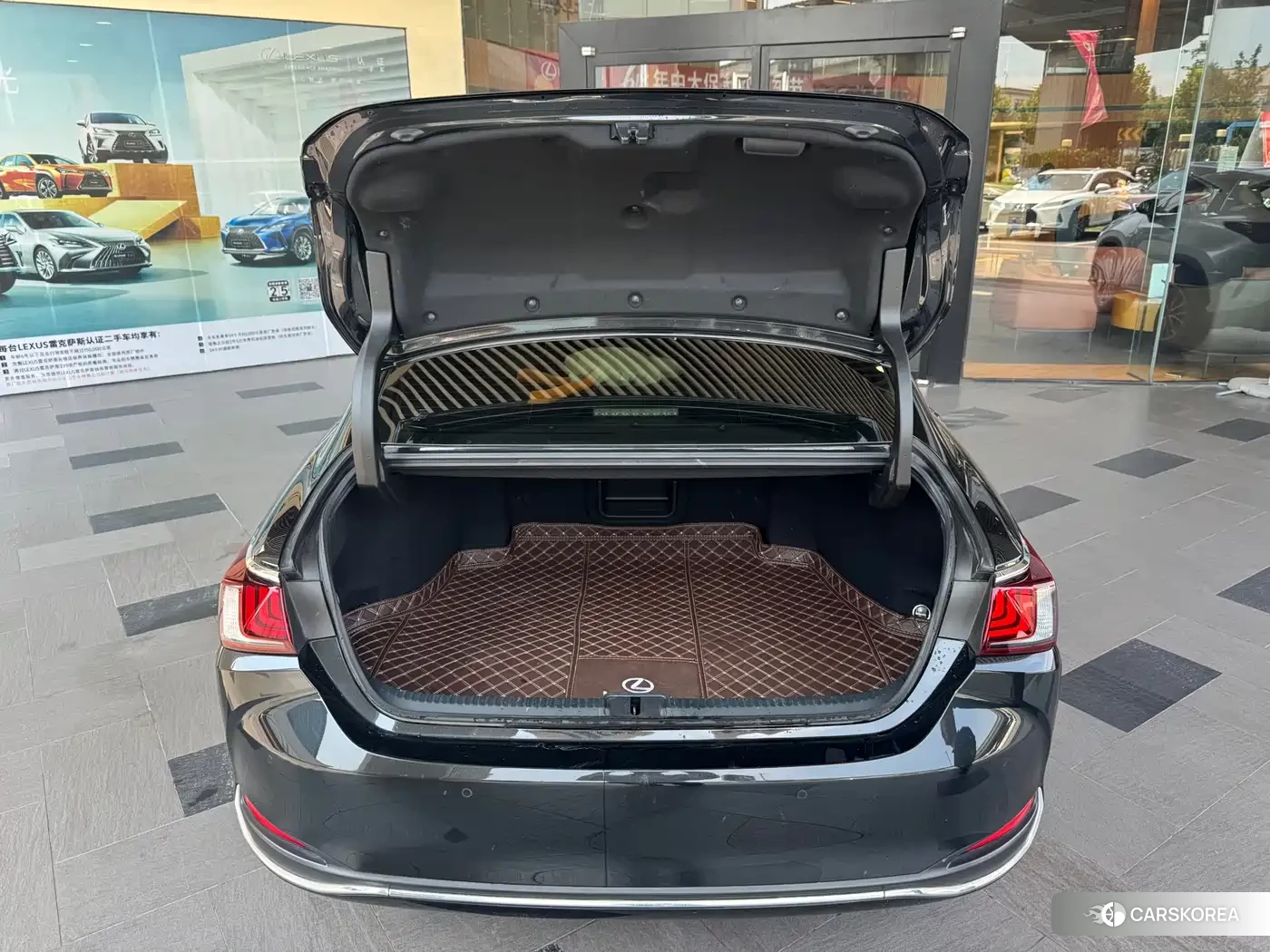 Lexus ES id 4547404 из Китая 8