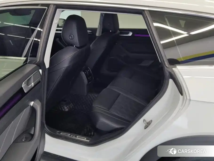 Volkswagen Arteon (CC) id 4664453 из Китая 10