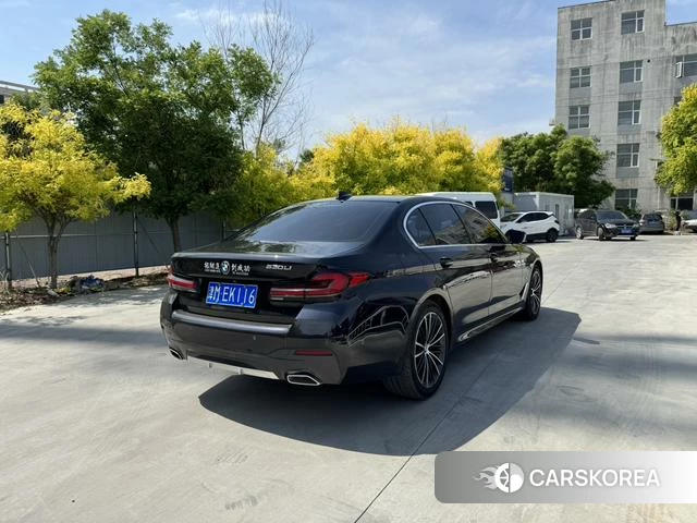 BMW 5 series 2023 Черный из Китая, фото 5