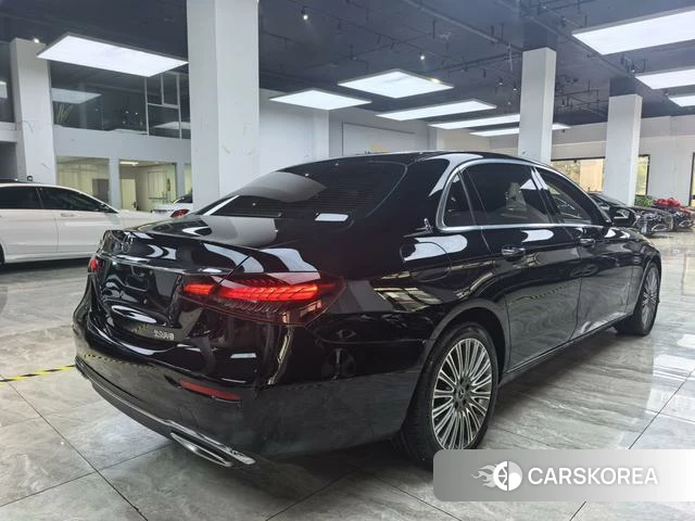 Mercedes-Benz E-class 2021 Черный из Китая, фото 5