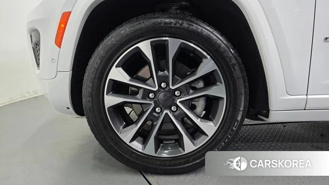 Jeep Grand Cherokee (WL) id 4779704 из Кореи 29
