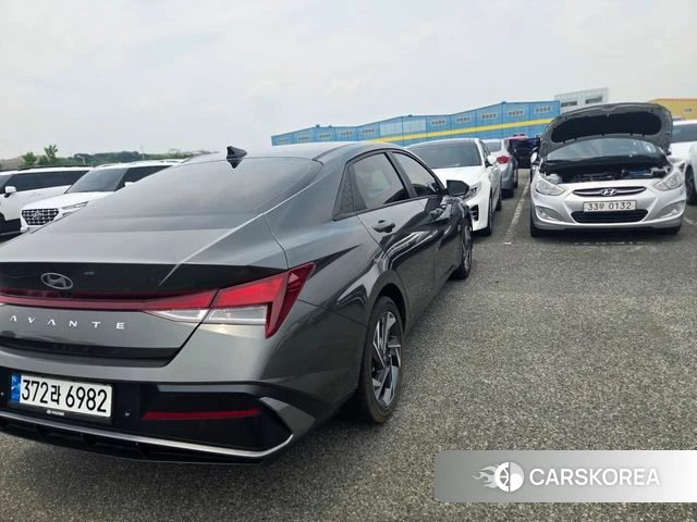 Hyundai The New Avante (CN7) 2023 Серый из Кореи, фото 4