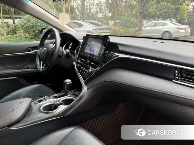 Toyota Camry 2023 Черный из Китая, фото 5