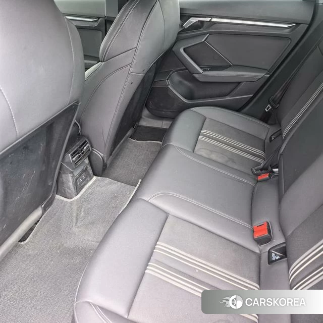 Audi A3 2024 Белый из Китая, фото 6