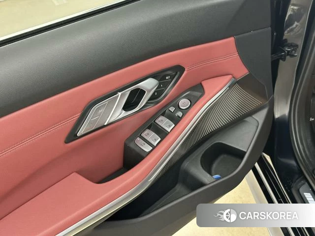 BMW 3 series id 4291404 из Китая 17