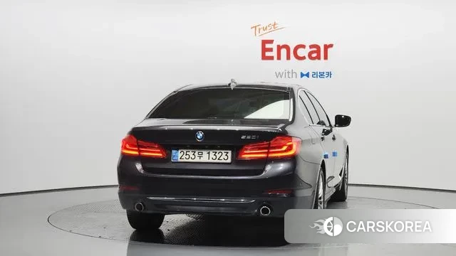 BMW 5 Series (G30) id 3422749 из Кореи 14