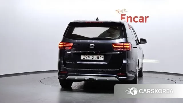 Kia The New Carnival id 3226538 из Кореи 14