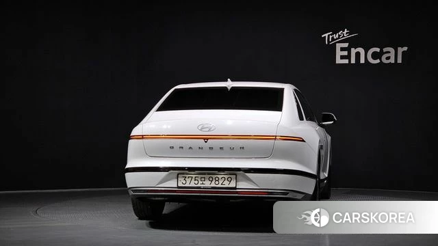 Hyundai Grandeur (GN7) id 3864943 из Кореи 14
