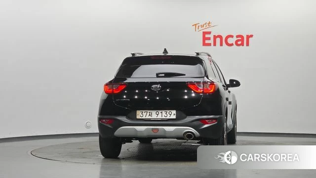 Kia Stonic id 4658236 из Кореи 24