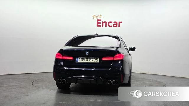 BMW 5 Series (G30) id 3852358 из Кореи 14