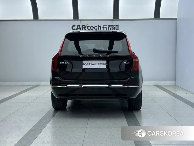 Volvo XC90 2024 Черный из Китая, фото 4