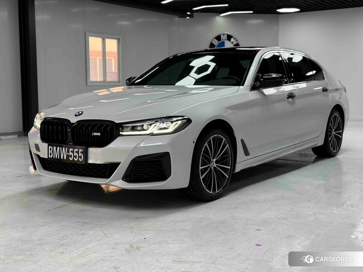 BMW 5 series 2022 Белый из Китая, фото 4
