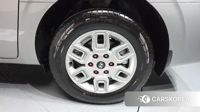 Hyundai Staria id 3763513 из Кореи 14