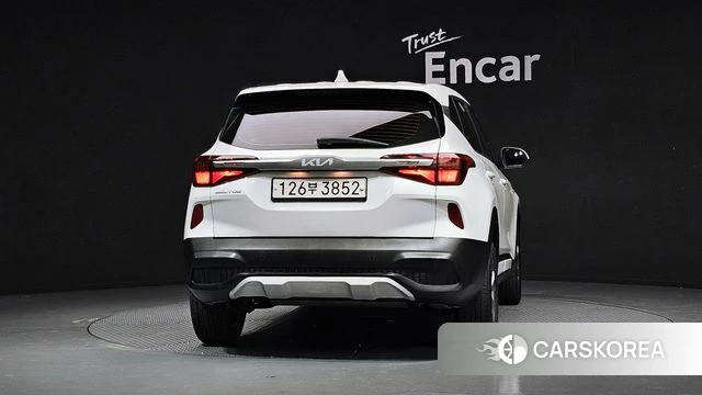 Kia Seltos id 4624935 из Кореи 14
