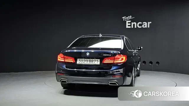 BMW 5 Series (G30) id 3504792 из Кореи 14