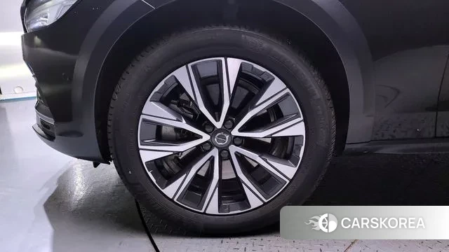 Volvo V90 Cross-Country id 3590547 из Кореи 14
