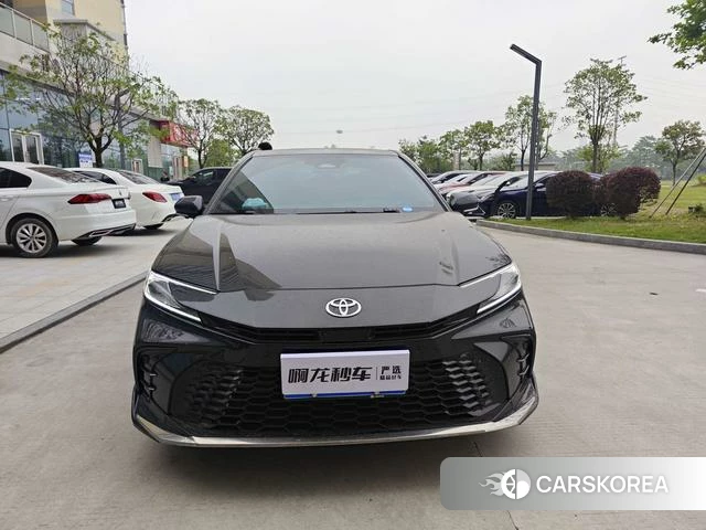 Toyota Camry 2026 Черный из Китая, фото 4