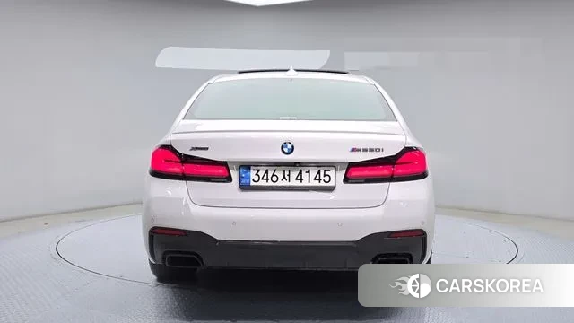 BMW 5 Series (G30) id 3484076 из Кореи 14