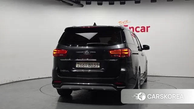 Kia The New Carnival id 3504941 из Кореи 14