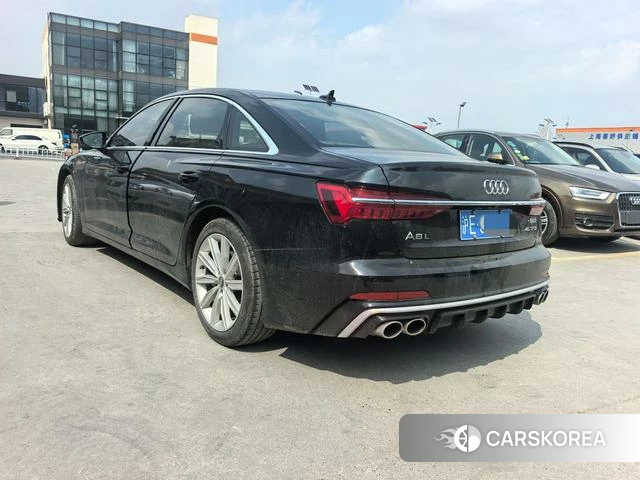 Audi A6L 2021 Черный из Китая, фото 4