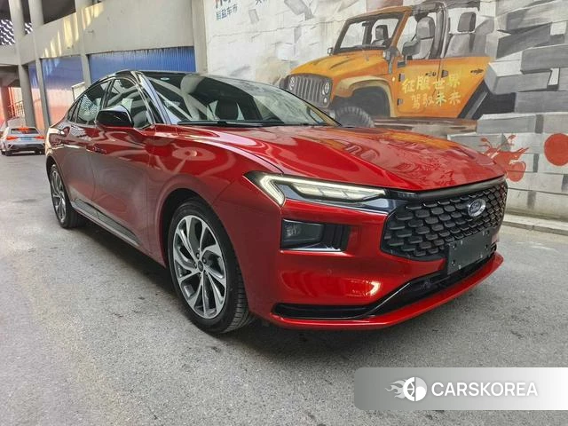 Ford Mondeo 2024 Красный из Китая, фото 4