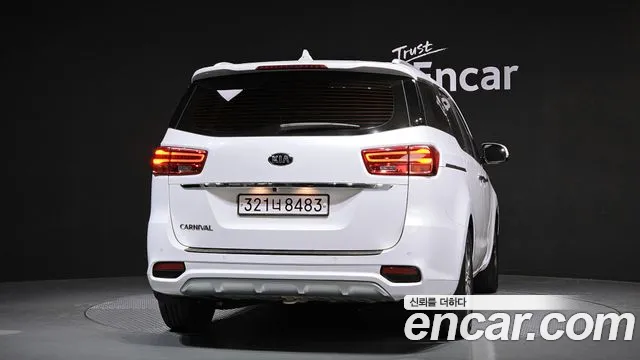 Kia The New Carnival id 2682578 из Кореи 14